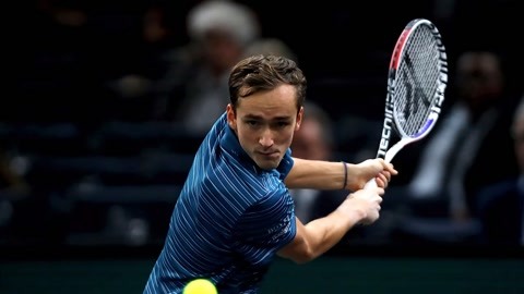 巴萨防线的 巴萨防线的